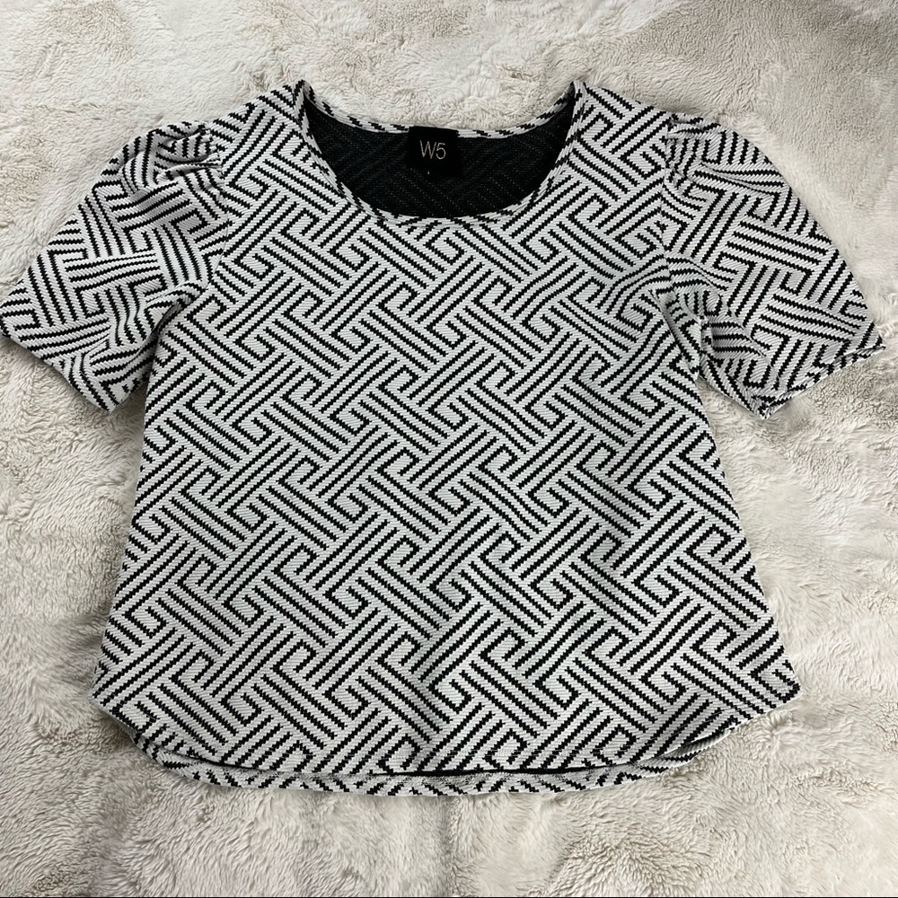 W5 Geometric Boxy Puffy‎ Short Sleeved Top